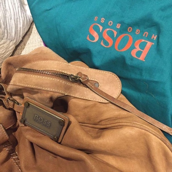 Hugo Boss brown leather hobo shoulder bag - Picture 2 of 9